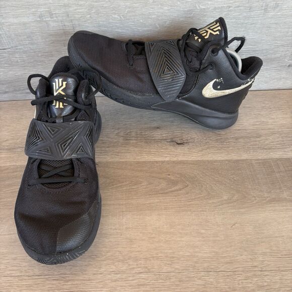 Nike Kyrie Flytrap III Mens Size 12 BQ3060-008 Black Metallic Gold Star Shoes main image 3